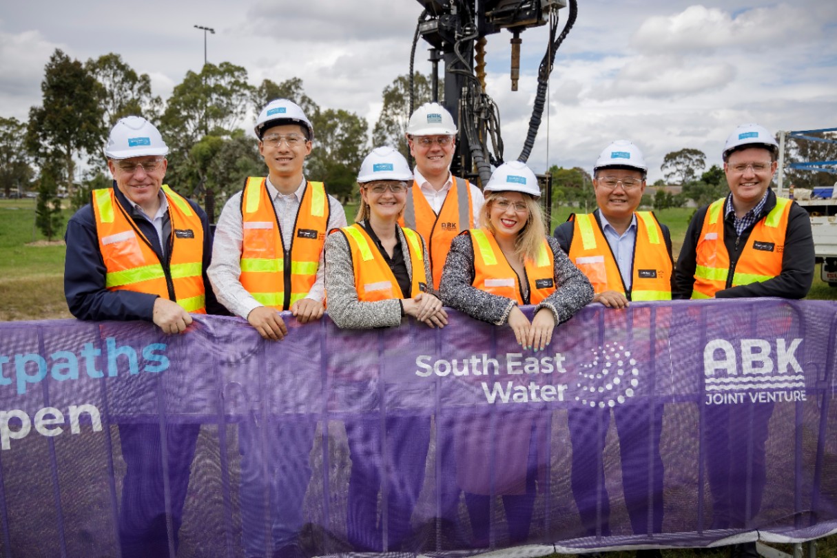 City of Kingston CEO, Peter Bean; City of Kingston Ward Cr George Hua; South East Water Managing Director Lara Olsen;  Abergeldie, BMD & KBR (ABK) Program Director,, Daniel Turcinovich; City of Kingston Mayor, Cr Jenna Davey-Burns; Member for Clarinda, Meng Heang Tak MP; Member for Mordialloc, Tim Richardson MP